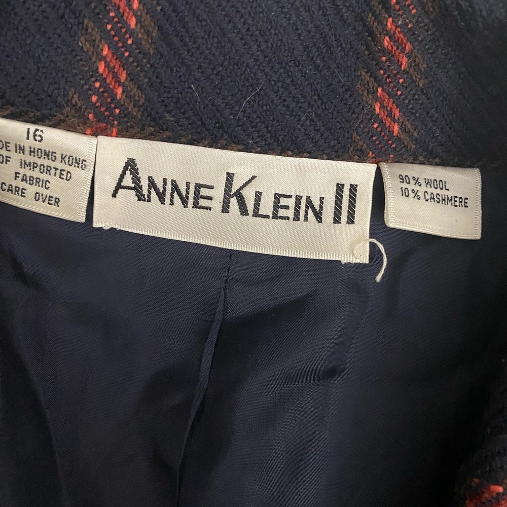 Anne Klein II Wool Cashmere Women's Navy and Red Plaid Blazer - Picture 3 of 10